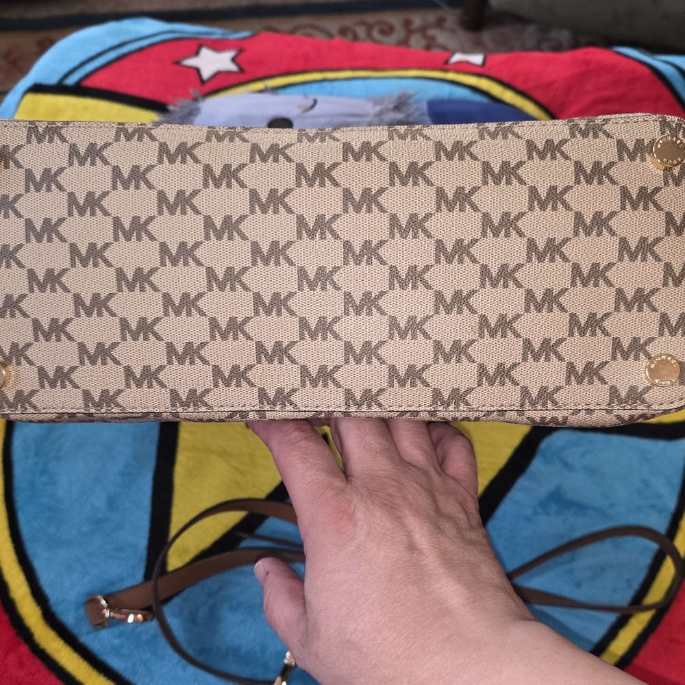 Michael Kors Tan Logo-Print Satchel with Crossbody Strap - Picture 9 of 11